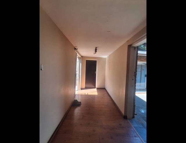 17 BEDROOM HOUSE FOR SALE IN VANDERBIJLPARK SE 7